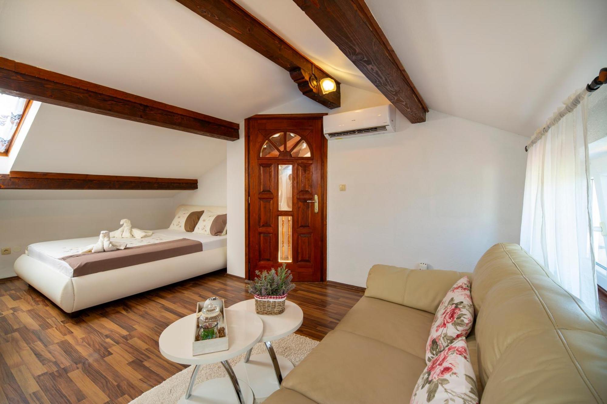 Apartma Viki Stinjan *